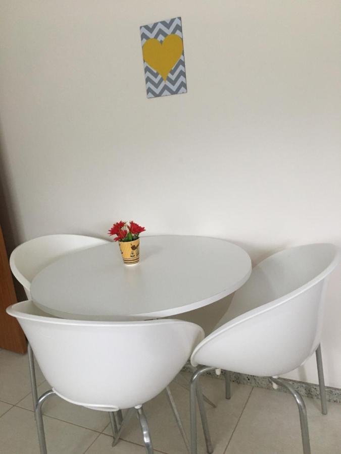 דירות אנגרה דוס רייס Residencial Lupulos מראה חיצוני תמונה